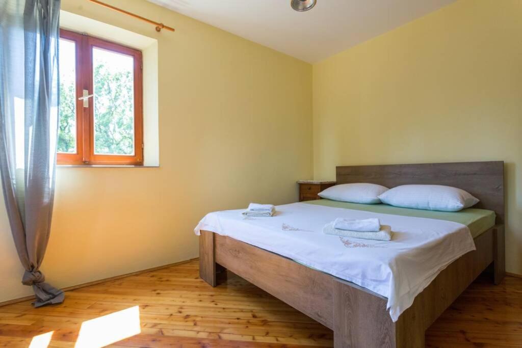 Sleep & Fly Cottage Čilipi Exteriör bild